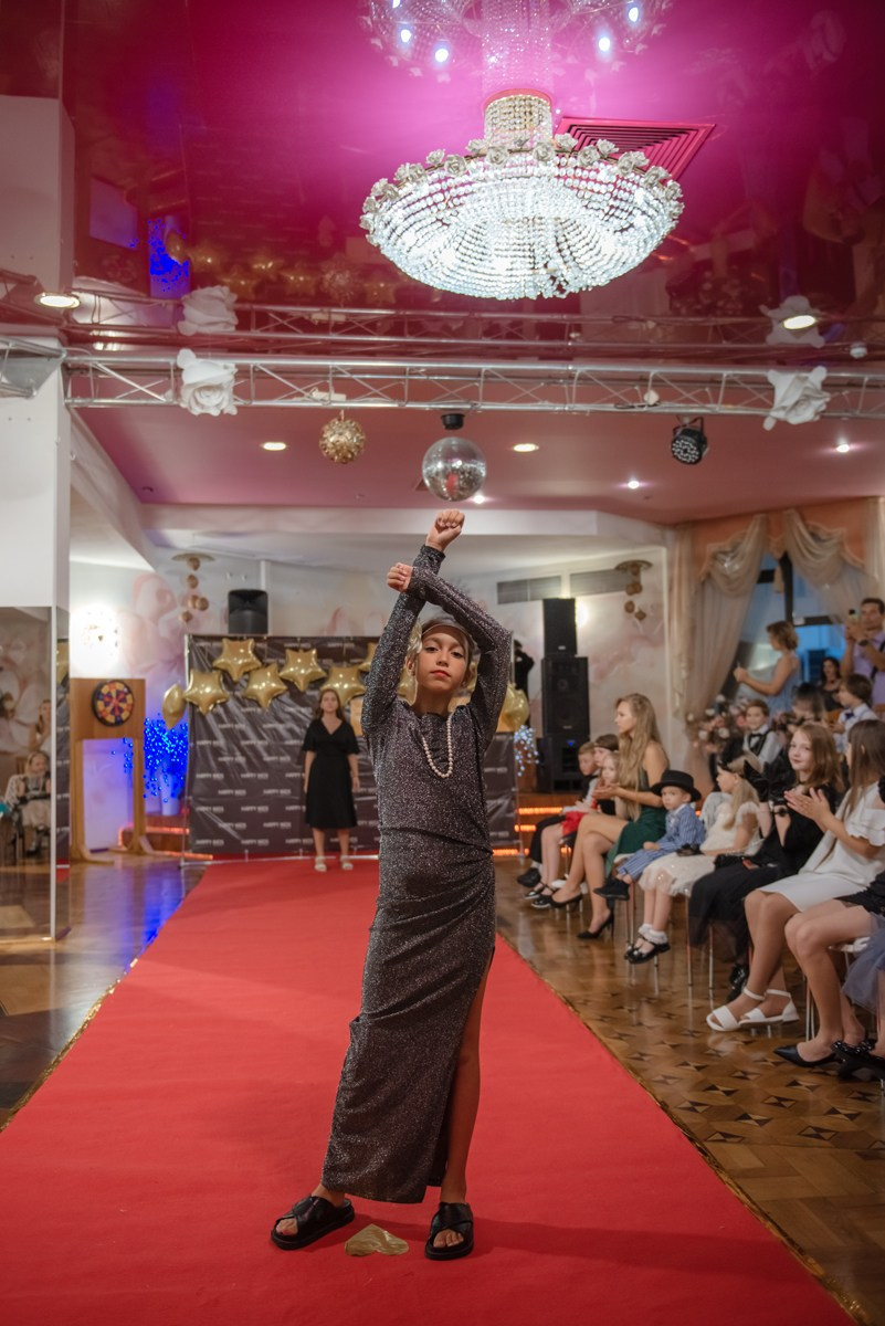 HAPPYkids дефиле санаторий Октябрьский. Семейный и коммерческий фотограф в Сочи Александр Бодунов