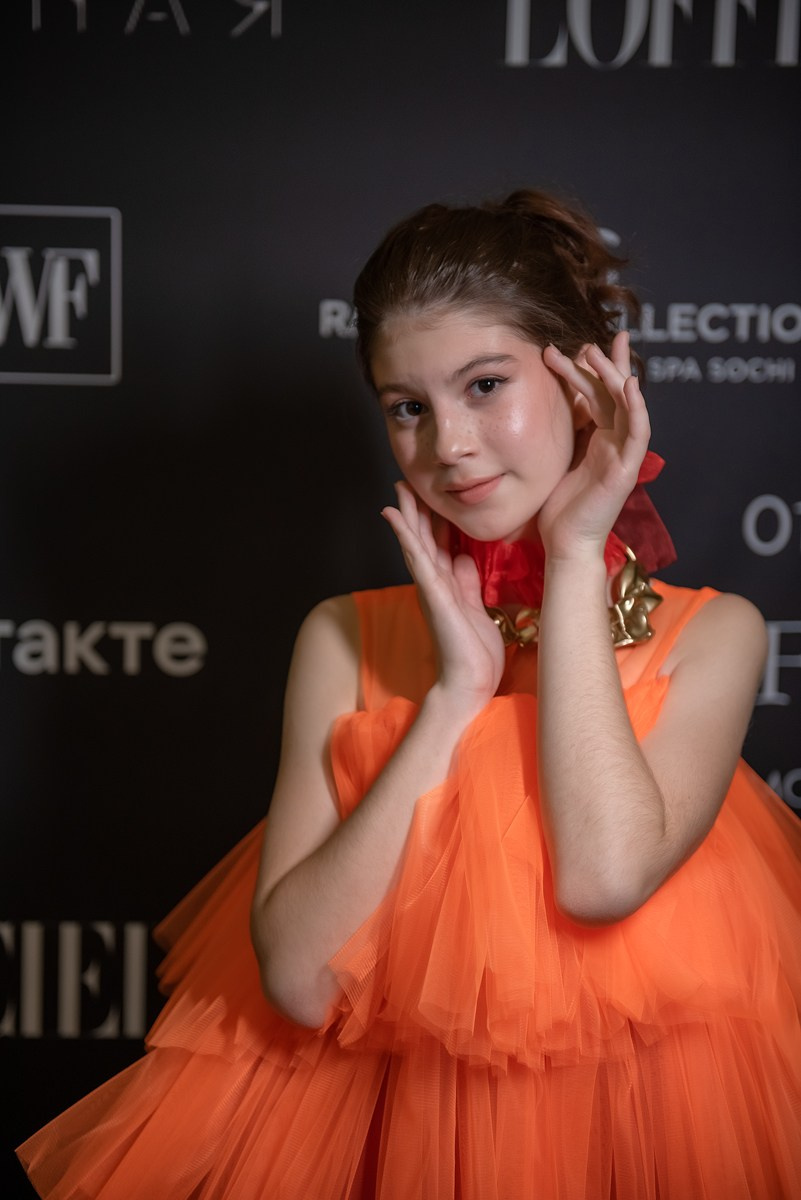 SochiFashionWeek2024 дизайнер Анохина Светлана. Семейный и коммерческий фотограф в Сочи Александр Бодунов