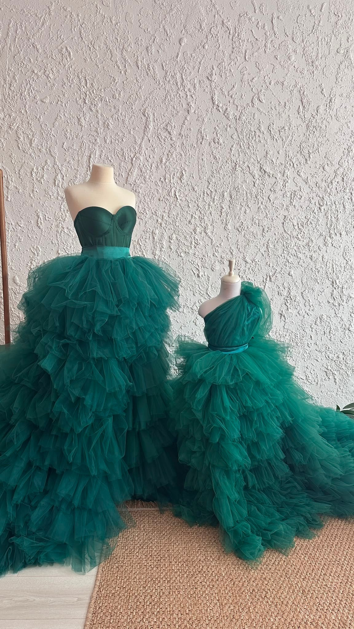 Flying dresses for rent. Photographer in Turkey, Antalya, Kemer, Belek, Side, Kas, Fethiye