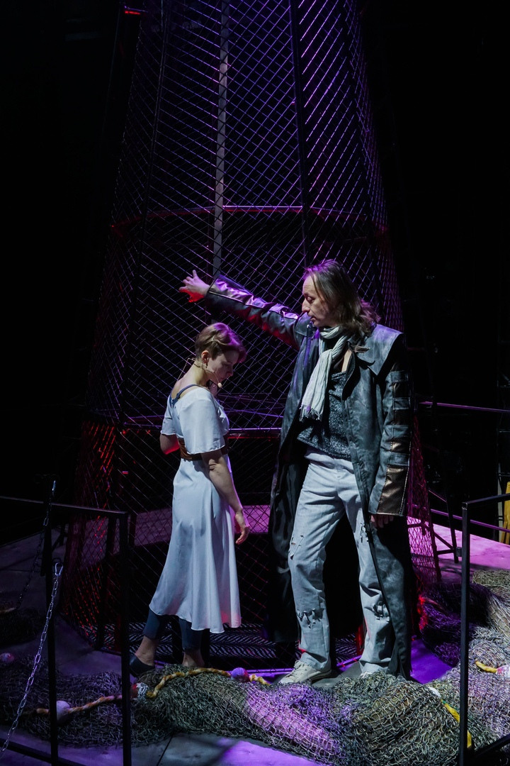 Театральный костюм. Пошив театральных и сценических костюмов в СПб