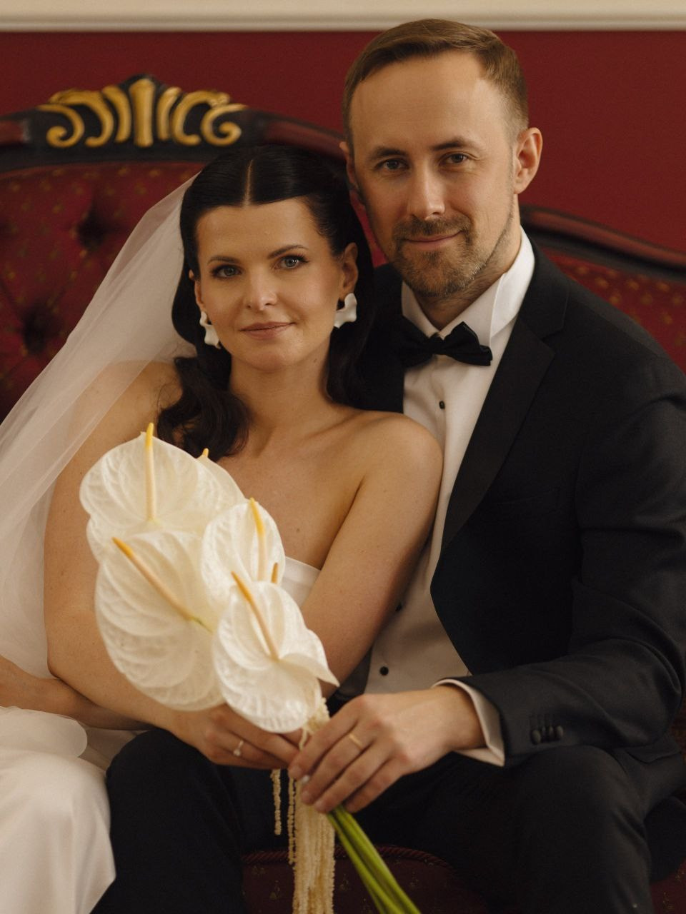  Букет невесты на заказ, букет для невесты Москва, свадебный флорист, флорист на свадьбу, сборка букета на свадьбу, ручная работа, букет для невесты ручной работы, букет невесты ручной работы . бутоньерка жениха в подарок, авторский букет для невест, современный букет невесты. авторский букет невесты, современный букет невесты, невеста 2025,  букет невесты, свадебный букет, свадьба 2025, свадебный букет, свадебный букет невесты, флорист на свадьбу, флорист фрилансер, флорист москва, ручная работа, яркий букет невесты, современный букет невесты, весенний букет невесты, антуриум, амарант, французские тюльпаны, аллиум, гиацинт, флорист на свадьбу, хороший флорист, флорист фрилансер, букет по фото, флорист профессионал