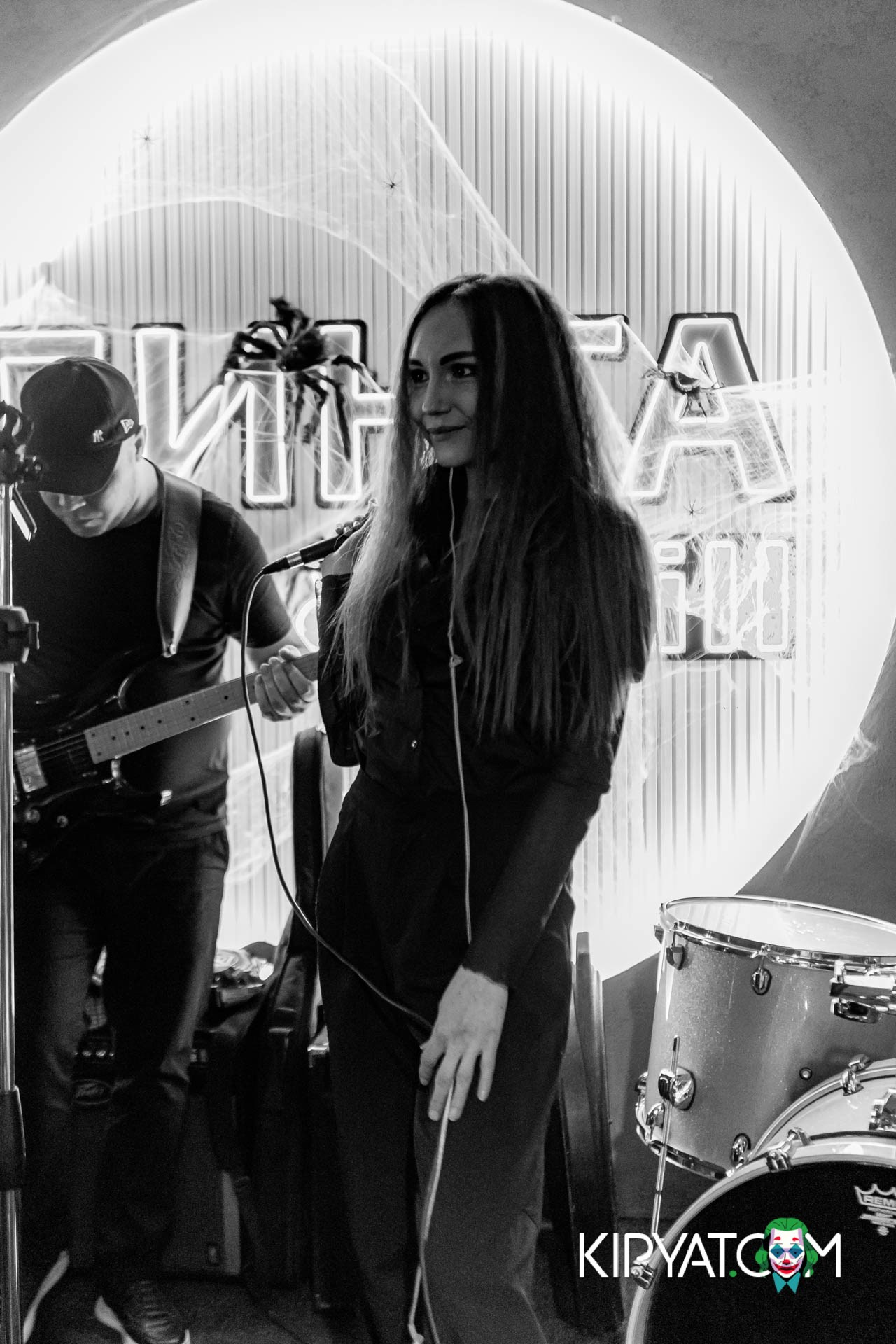 ПИНТА НА АУЭЗОВА. КИПЯТКОМ АЛМАТЫ!