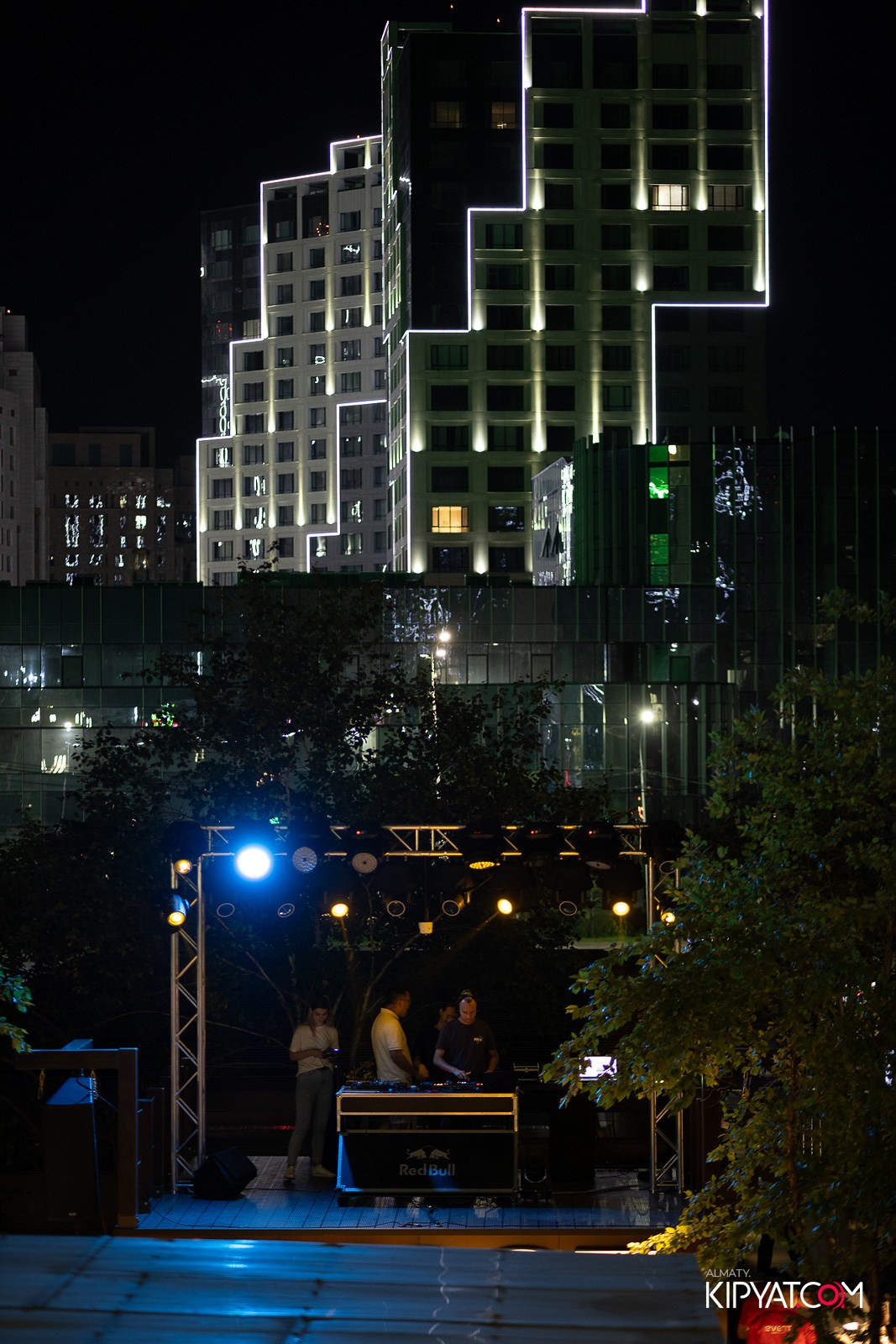 EVENT BAR. КИПЯТКОМ АЛМАТЫ!