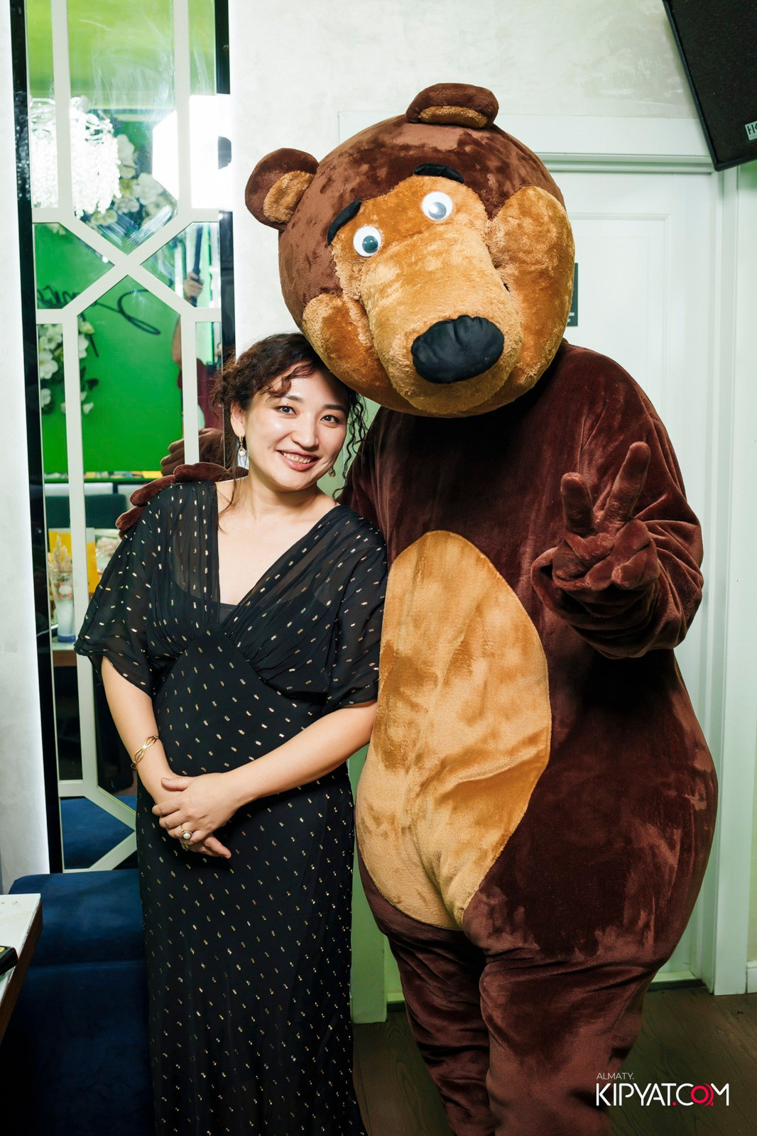 УХО И МЕДВЕДЬ НА ГАГАРИНА. КИПЯТКОМ АЛМАТЫ!