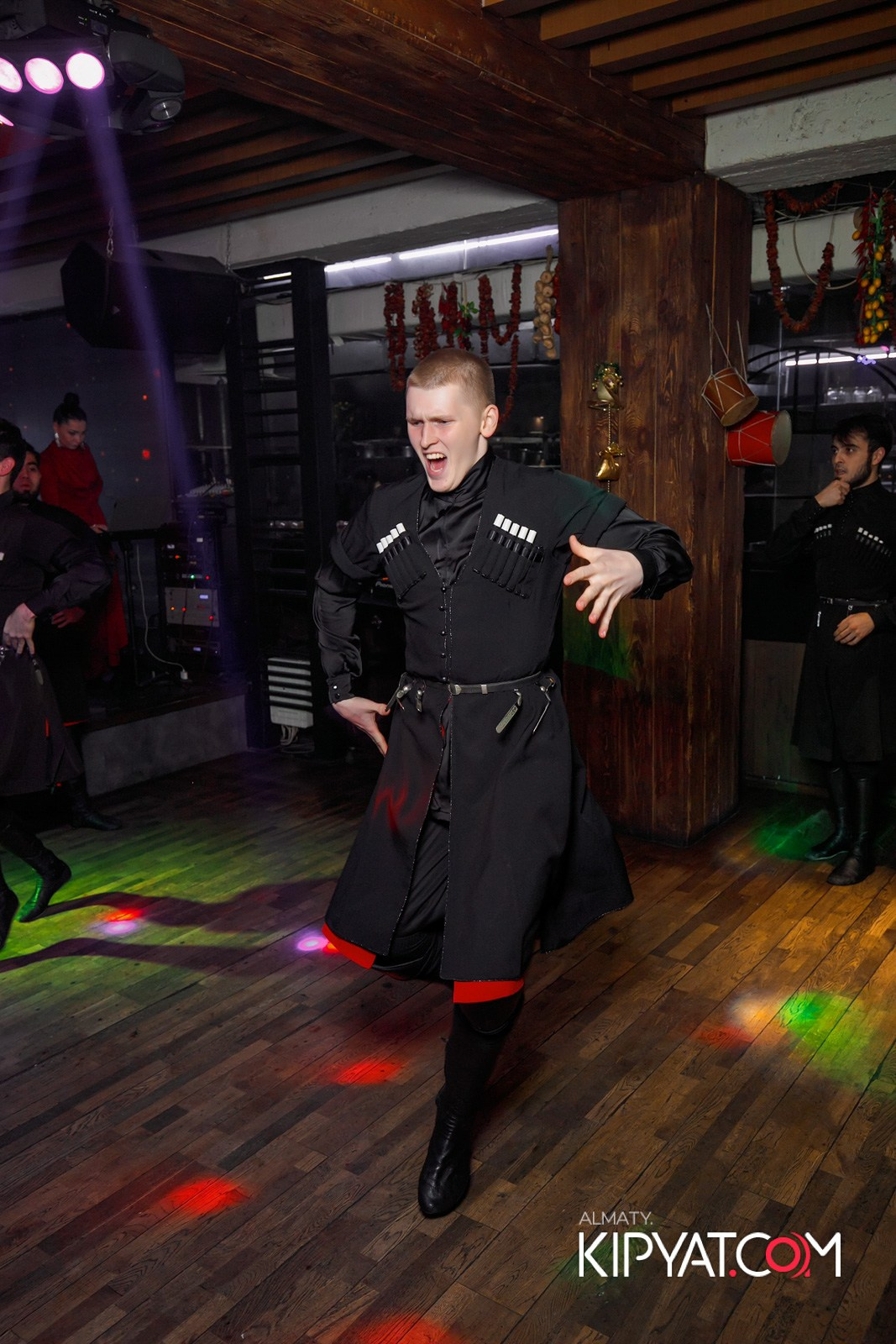 ВАХТАНГУРИ. КИПЯТКОМ АЛМАТЫ!