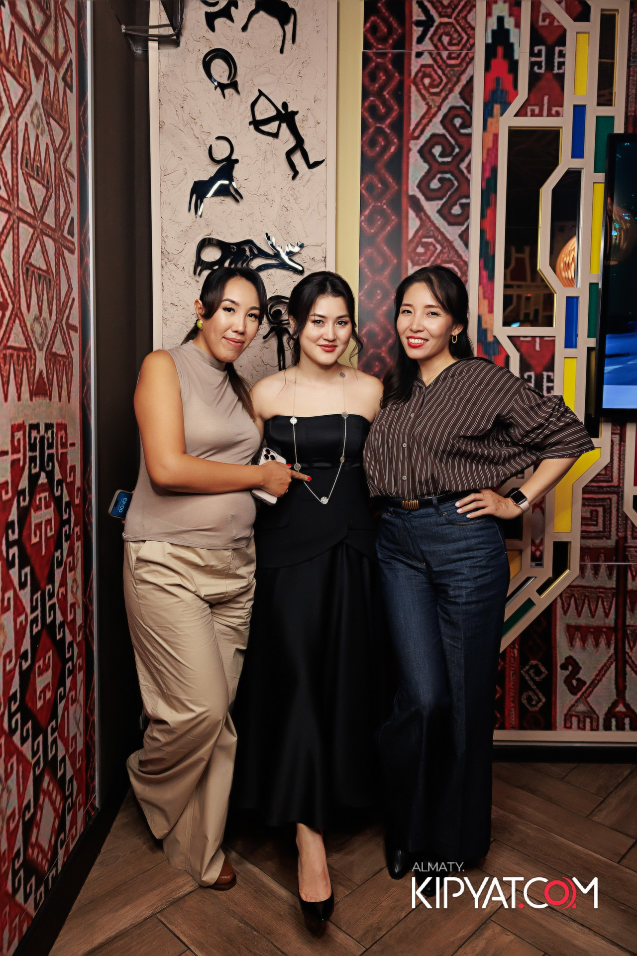 ЗАЯ, НА БИС!. КИПЯТКОМ АЛМАТЫ!