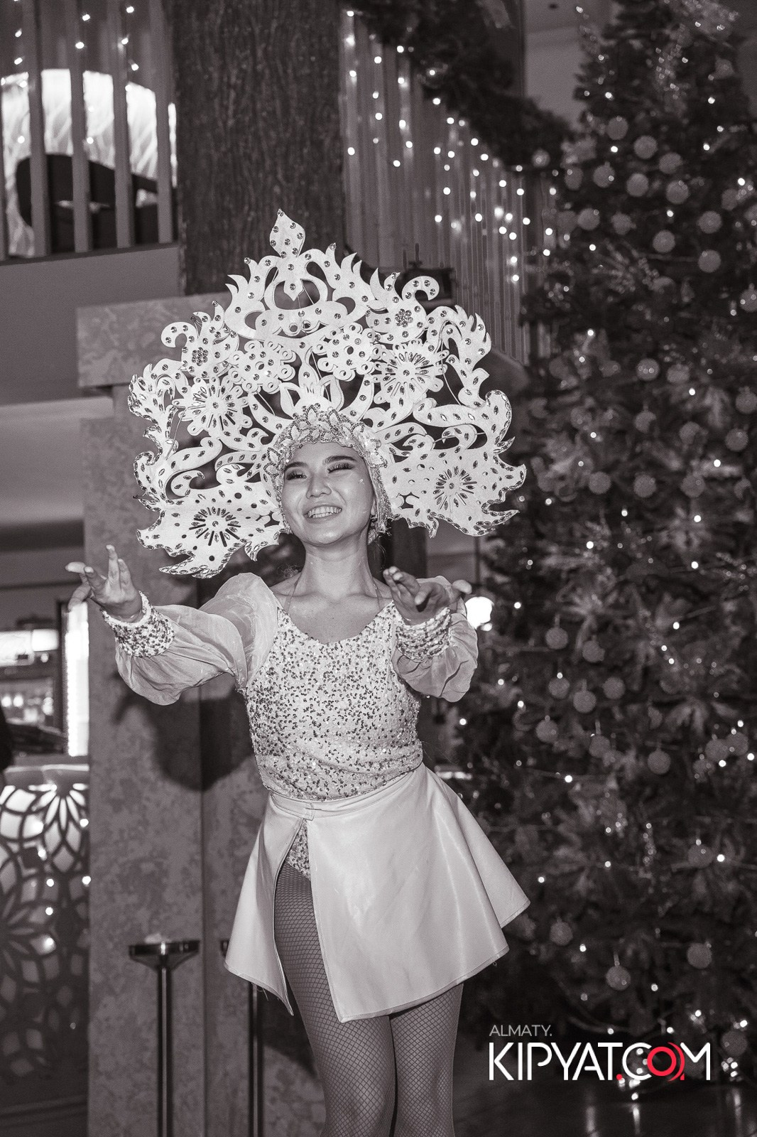 ГРУЗИНСКИЙ ДВОР НА КАБАНБАЙ БАТЫРА. КИПЯТКОМ АЛМАТЫ!