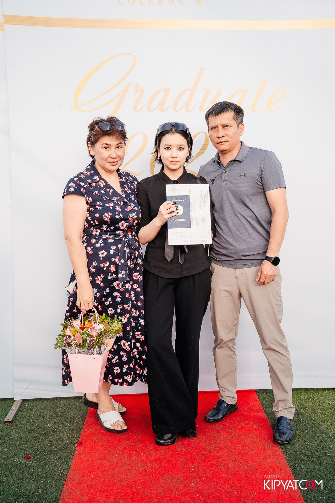 ВРУЧЕНИЕ ДИПЛОМОВ — НАРХОЗ КОЛЛЕДЖ. Part 1. КИПЯТКОМ АЛМАТЫ!