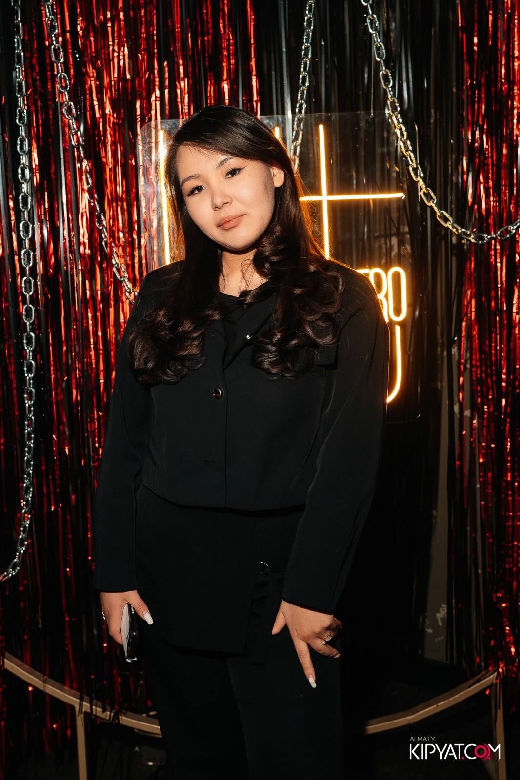 RETRO HIT. КИПЯТКОМ АЛМАТЫ!