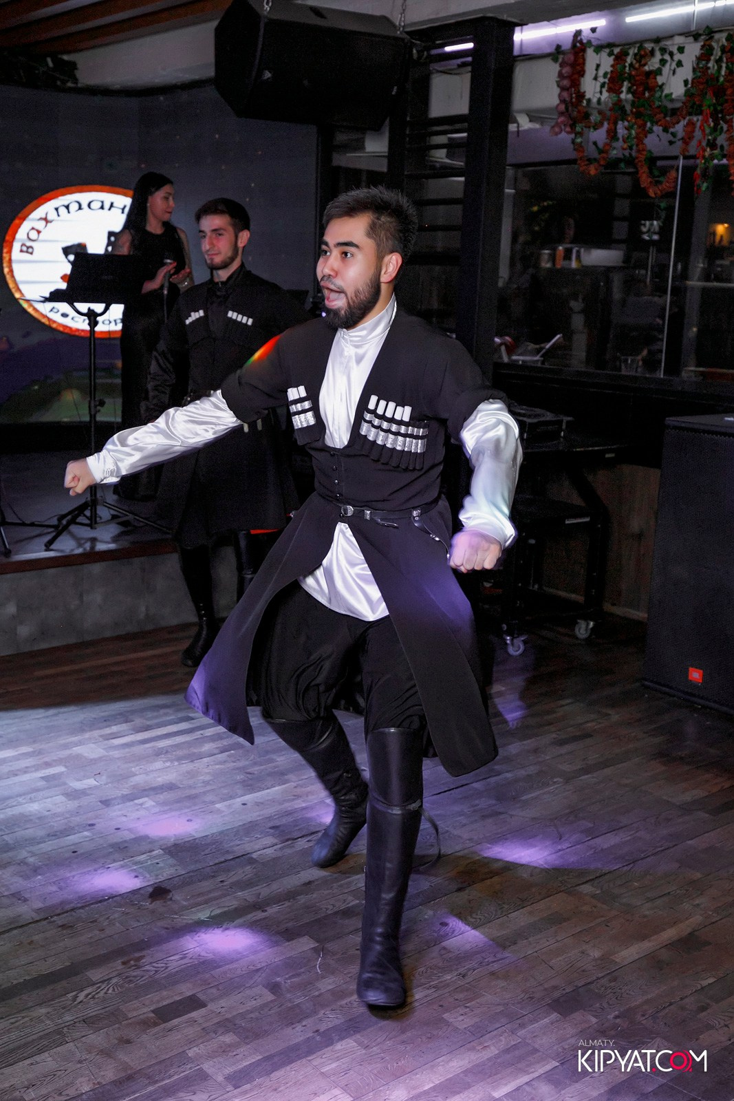 ВАХТАНГУРИ. КИПЯТКОМ АЛМАТЫ!