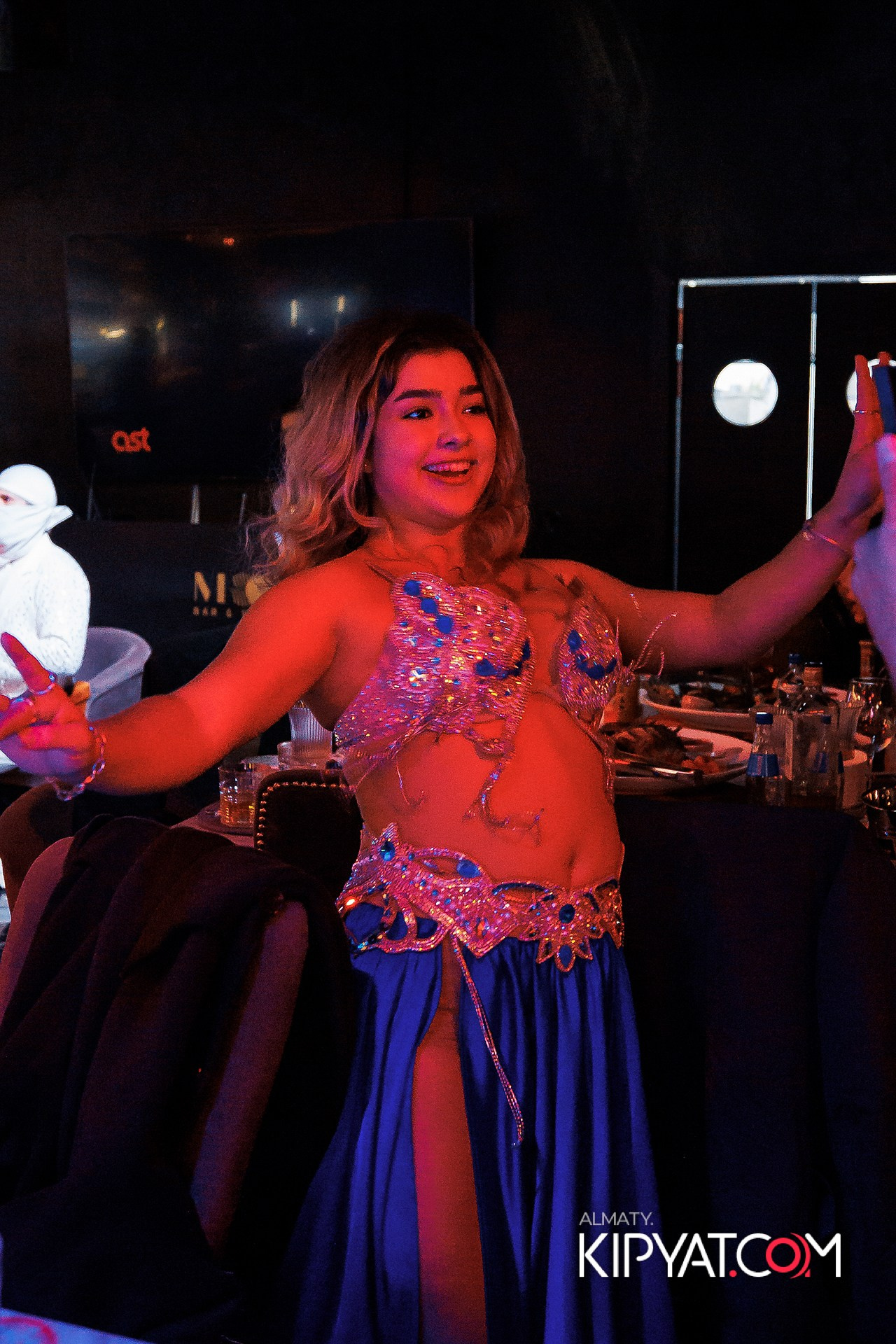 MOOD KARAOKE & TERRACE. КИПЯТКОМ АЛМАТЫ!