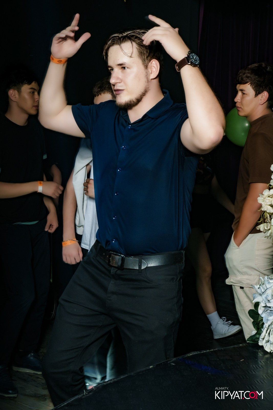 UYAT EMES BAR. КИПЯТКОМ АЛМАТЫ!