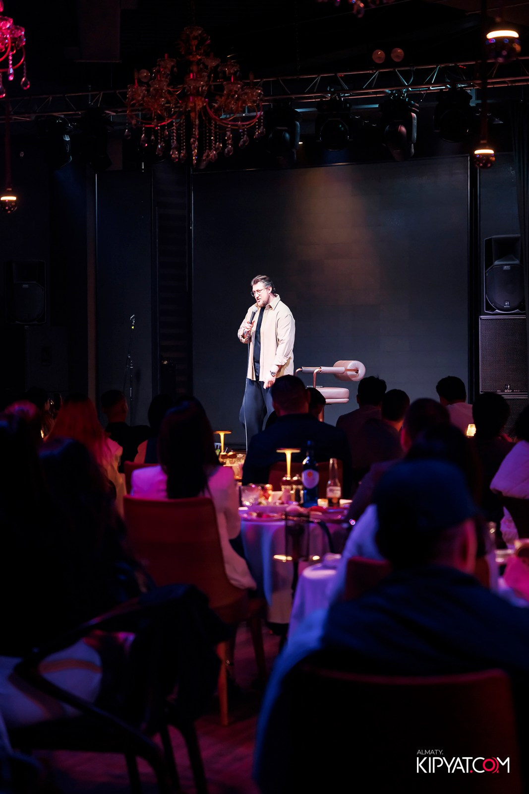 STAND UP КОНЦЕРТ АЛЕКСАНДА МЕРКУЛЬ. КИПЯТКОМ АЛМАТЫ! Фотосъемка мероприятий в Алматы