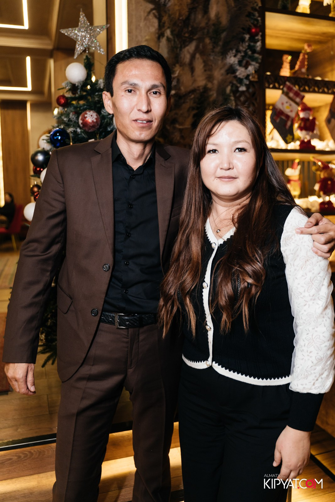 КАФЕ ЖАСМИН НА ЯССАУИ. КИПЯТКОМ АЛМАТЫ!