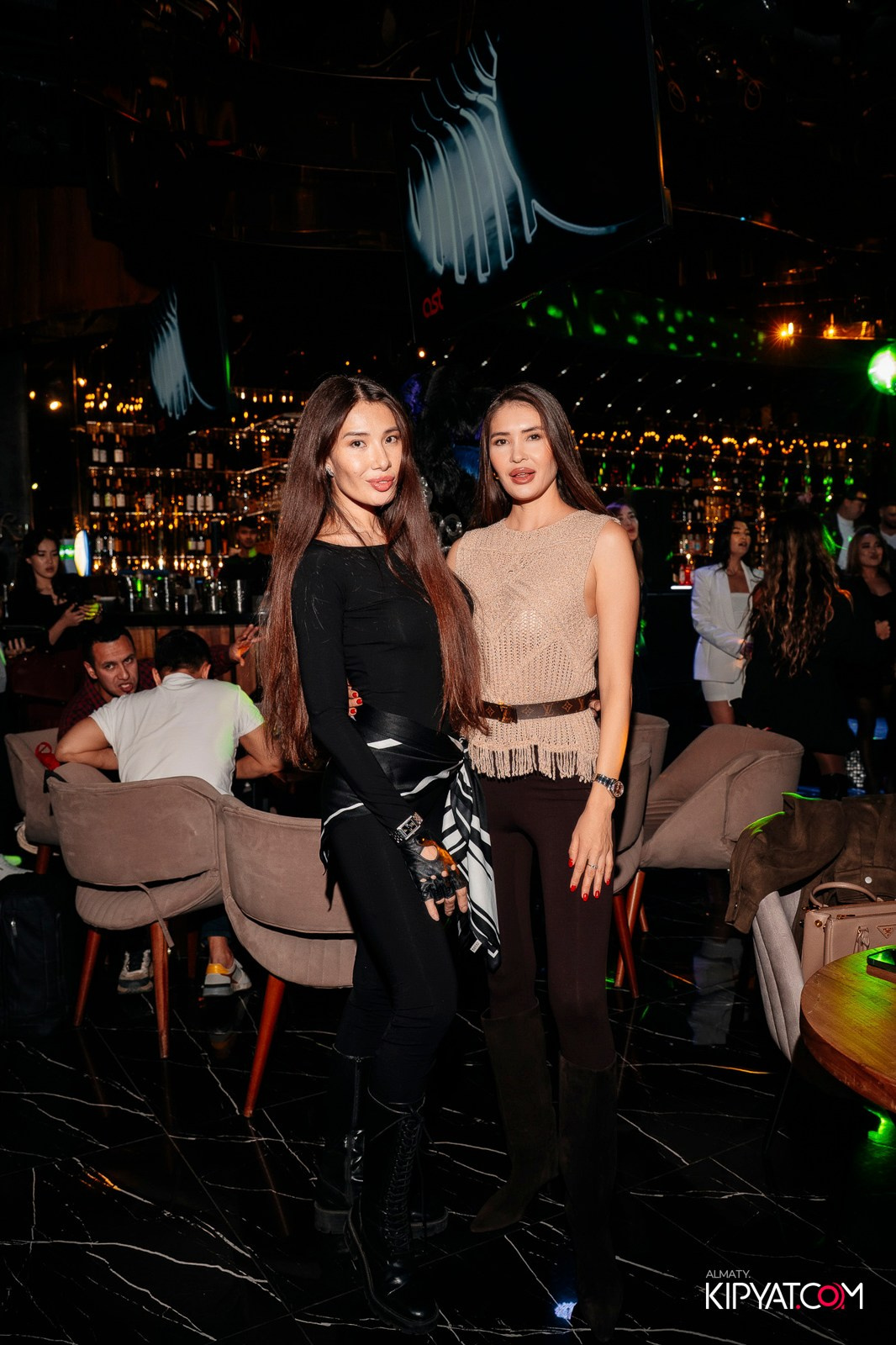 KARAOKE BATTLE В MOOD KARAOKE & TERRACE. КИПЯТКОМ АЛМАТЫ!