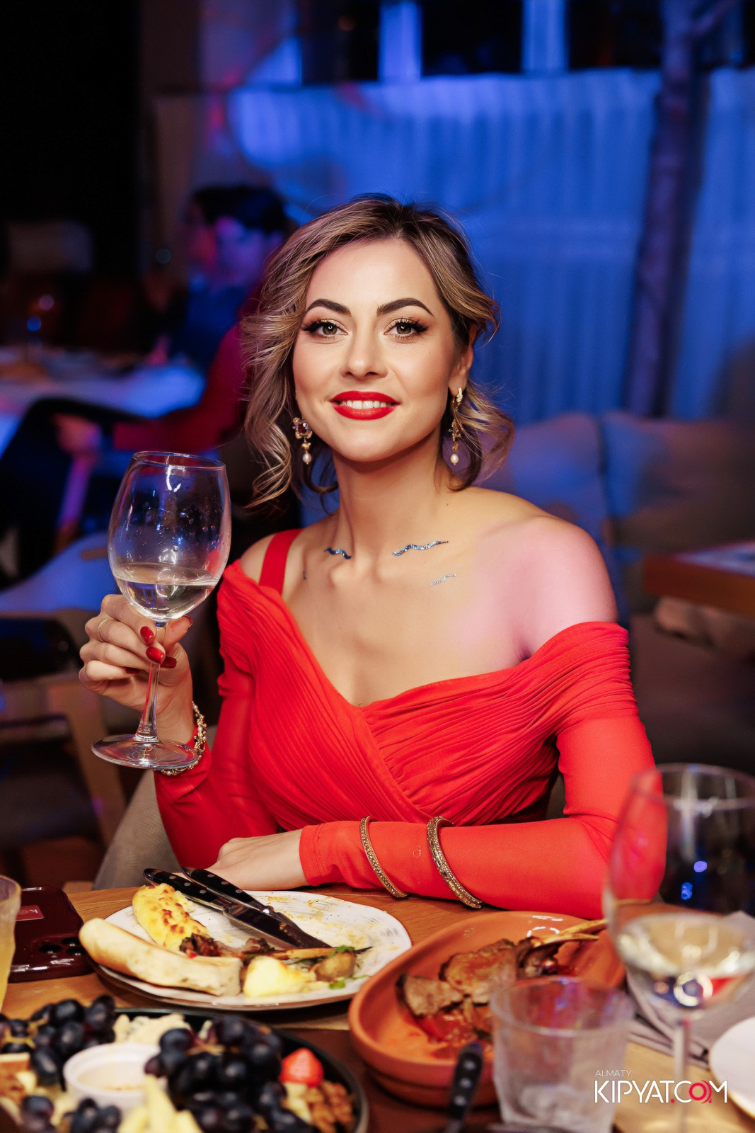 РЕСТОРАН MANANA. КИПЯТКОМ АЛМАТЫ!