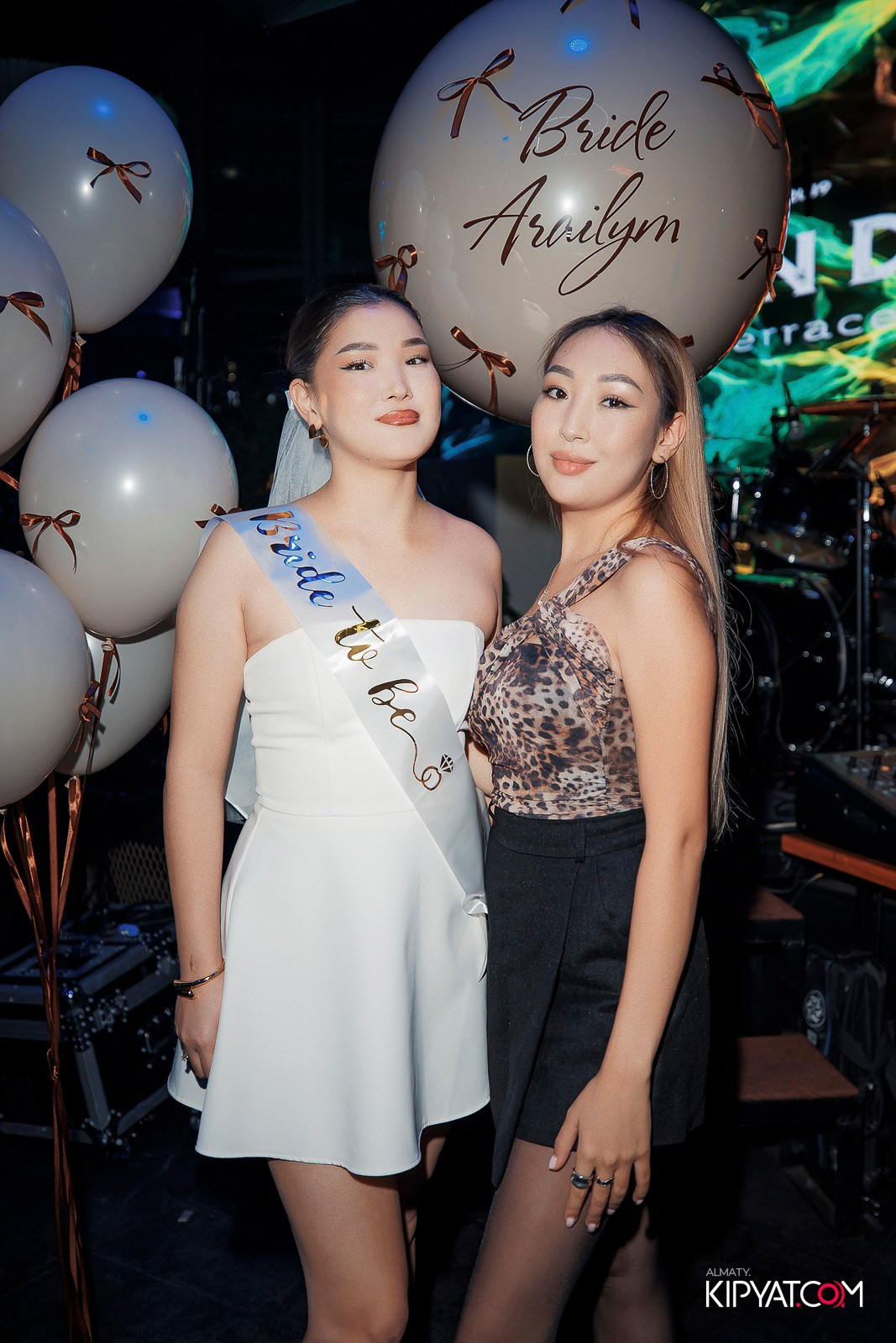 FRIENDS BAR & TERRACE. КИПЯТКОМ АЛМАТЫ!