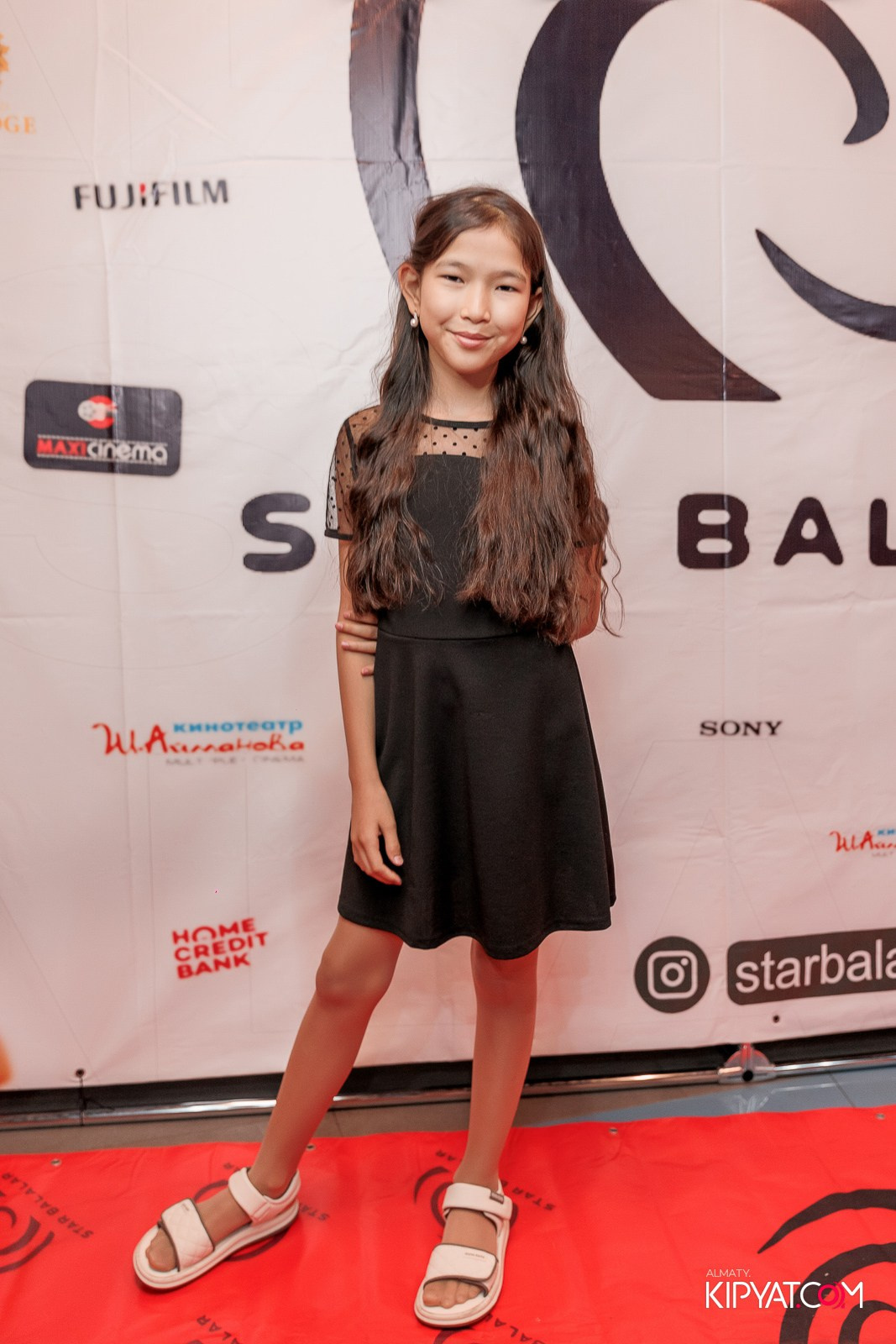 ПРЕЗЕНТАЦИЯ 10 ГРУППЫ КИНОПРОЕКТА STARBALALAR. КИПЯТКОМ АЛМАТЫ!