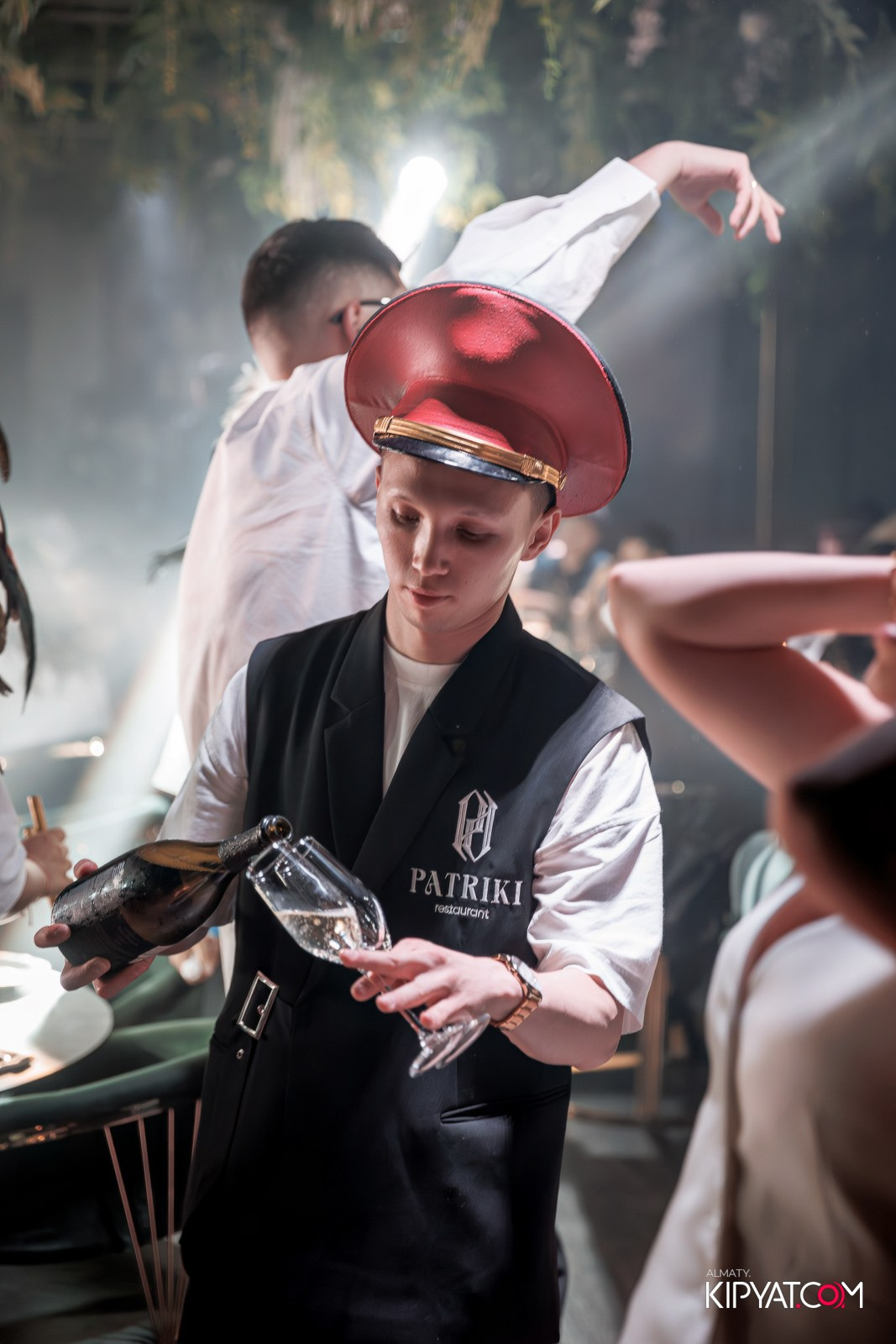 PATRIKI RESTAURANT. КИПЯТКОМ АЛМАТЫ!