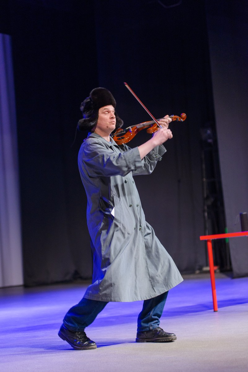 Street. Фотограф в городе Омске Константин Зоткин