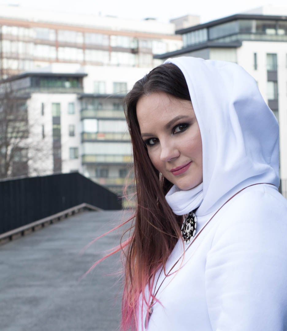 Уличная фотосессия. Портретный Фотограф в Санкт-Петербурге