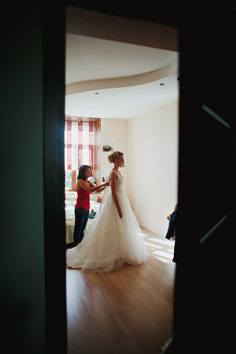 Свадебная прогулка Алекса и Даши. Фотограф крещение венчание в Петербурге! Помогает подобрать храм и посоветовал душевного батюшку в СПб