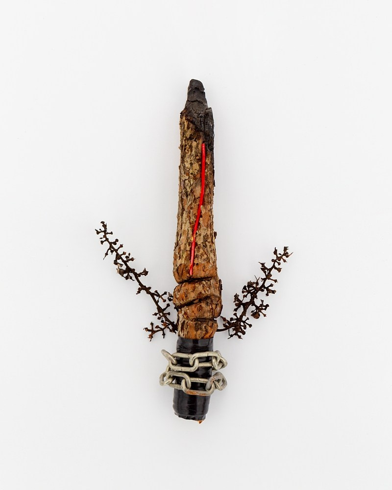 Острые предметы. Фотографии Саши Любина