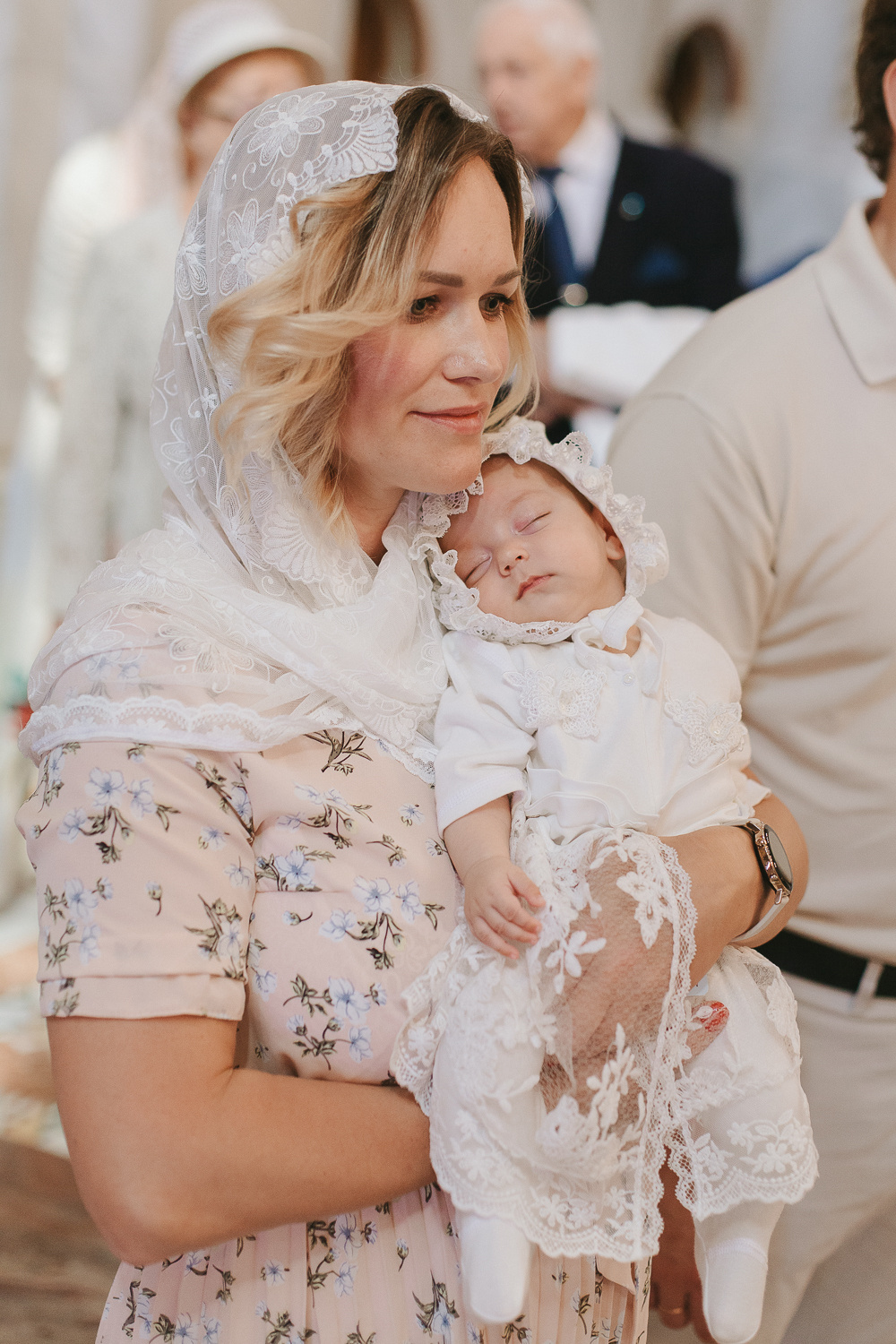 Крестины Настеньки. Храм Покрова в Ясенево. Фотограф на венчание, крещение