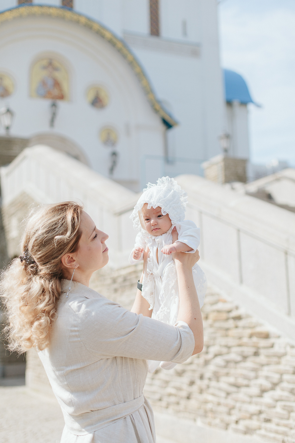 Крестины Настеньки. Храм Покрова в Ясенево. Фотограф на венчание, крещение
