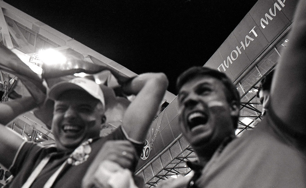 Чемпионат мира по футболу 2018. Сочи, ¼ финала Россия-Хорватия. Elena Nikitina. Photo Artist. Film photography. Prints