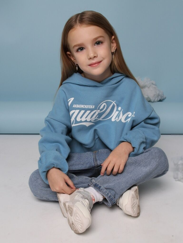 Анастасия Севостьянова. Съёмка одежды для маркетплейсов и брендов Morozova Production