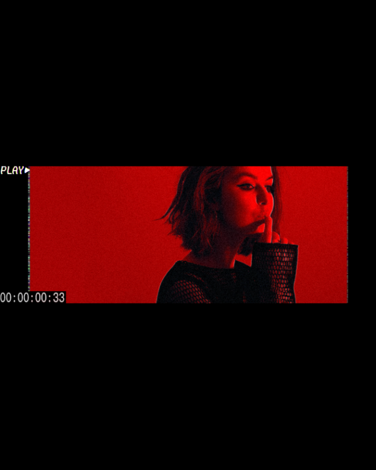 DEVIL IN ME. Yulia Otroschenko