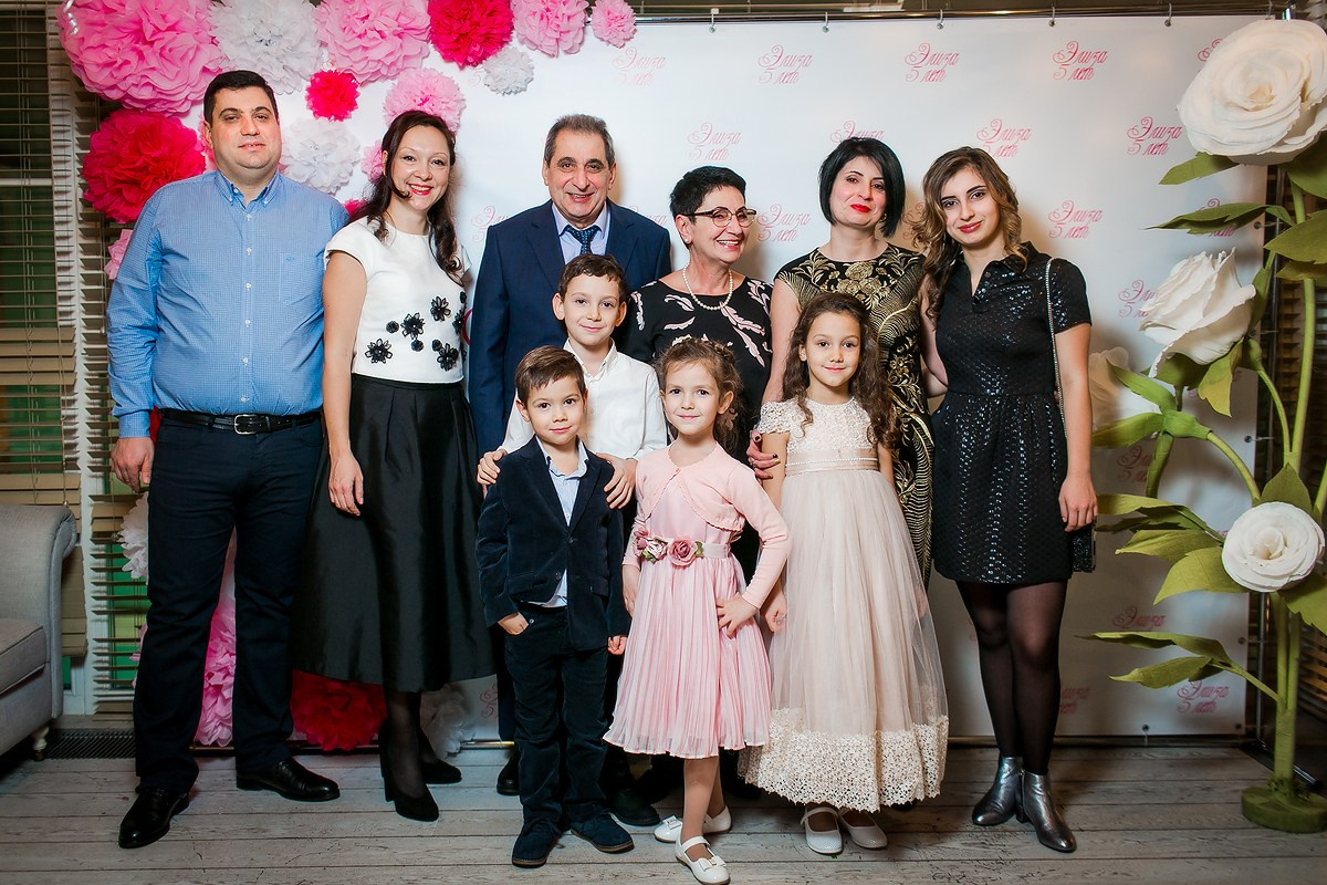 Фотосъемка детского Дня рождения Элизы. Репортажный фотограф Борис Геер