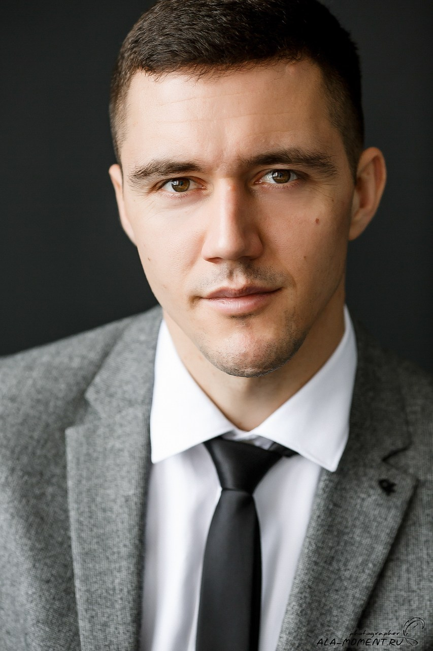 Бизнес портрет. Профессиональный фотограф в Брянске Аля Подольная. Свадебный, семейный, портретный фотограф. Выпускные альбомы. Опыт более 10 лет. АЛЯМОМЕНТ