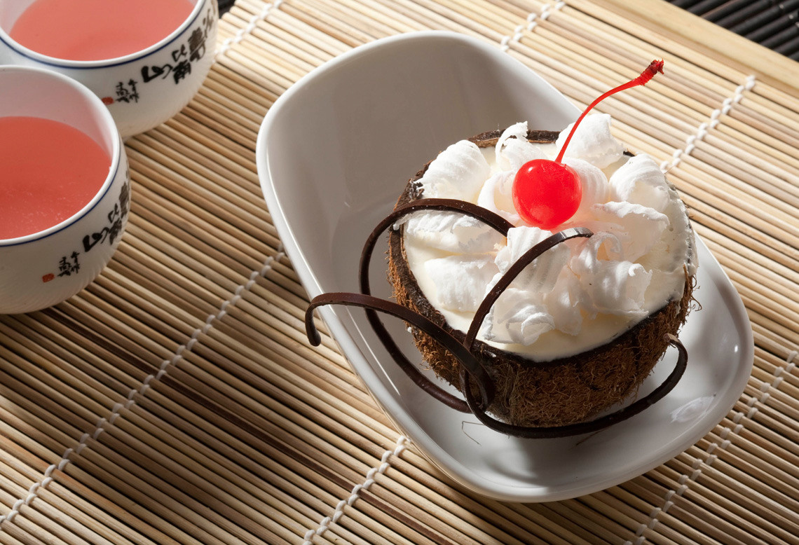 Десерт с кокосом, съёмка для книги Е.Сучковой