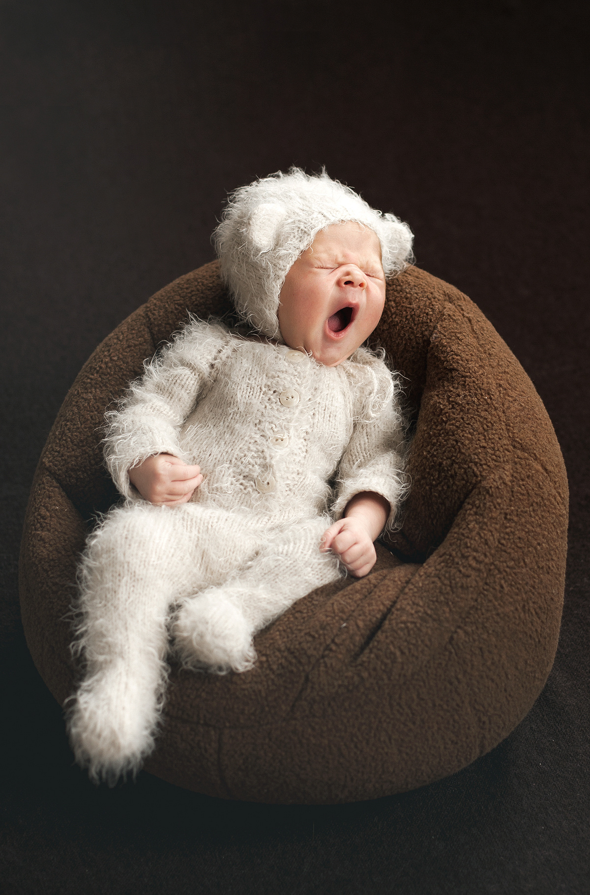 Белый шум!. Фотограф новорожденных в Брянске Анжелика Прохоренкова