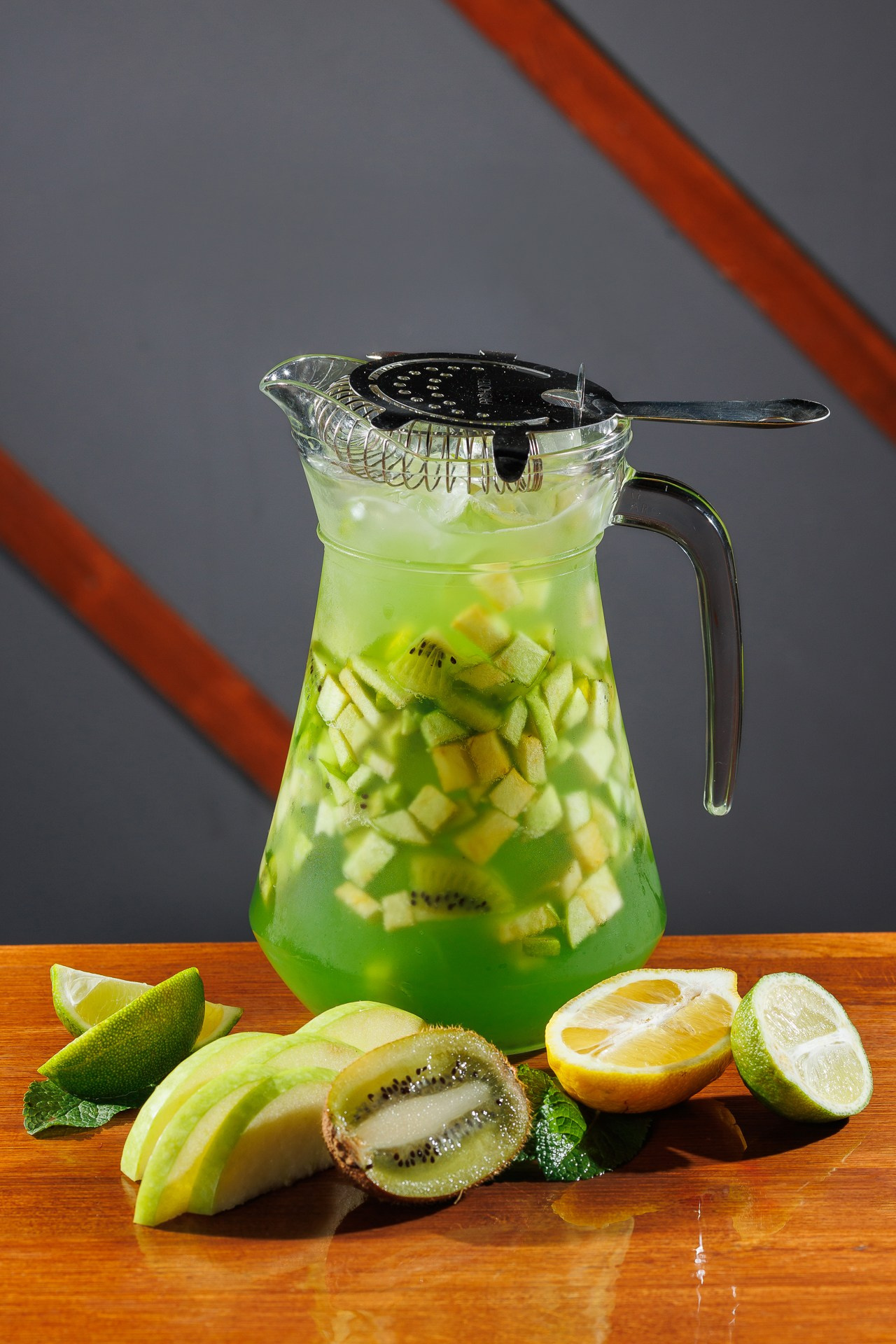 ЭльКрыша. Фотосъёмка для бизнеса — предметное фото, репортаж с мероприятий, портреты людей, съёмка интерьера и экстерьера