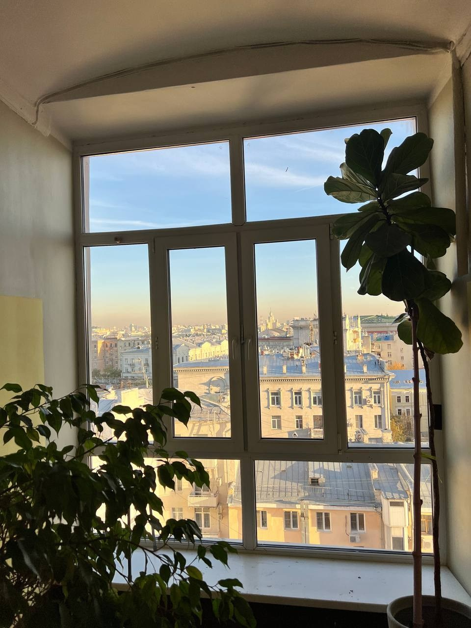 Выставка «Литературный этаж. 100 лет на крыше Дома Нирнзее». П&П — Полезное с Приятным. Фотоэкскурсии — Москва на память. Экскурсовод и фотограф в Москве. Увези столицу в своём альбоме!