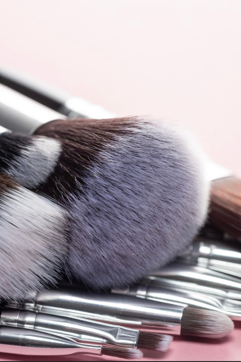 КИСТОЧКИ. Раптовый Александр Предметный и рекламный фотограф в Москве