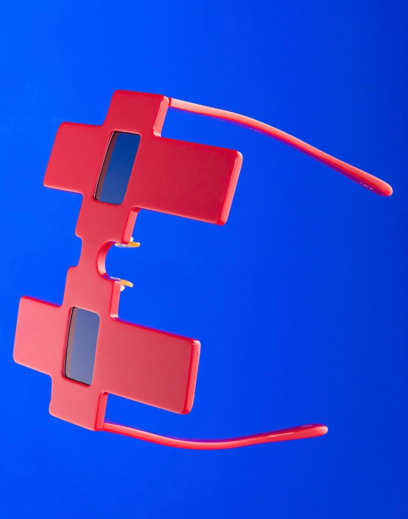 ОЧКИ ДЛЯ ПОДИУМА. Раптовый Александр Предметный и рекламный фотограф в Москве