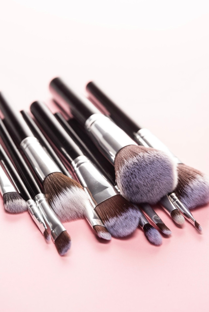 КИСТОЧКИ. Раптовый Александр Предметный и рекламный фотограф в Москве