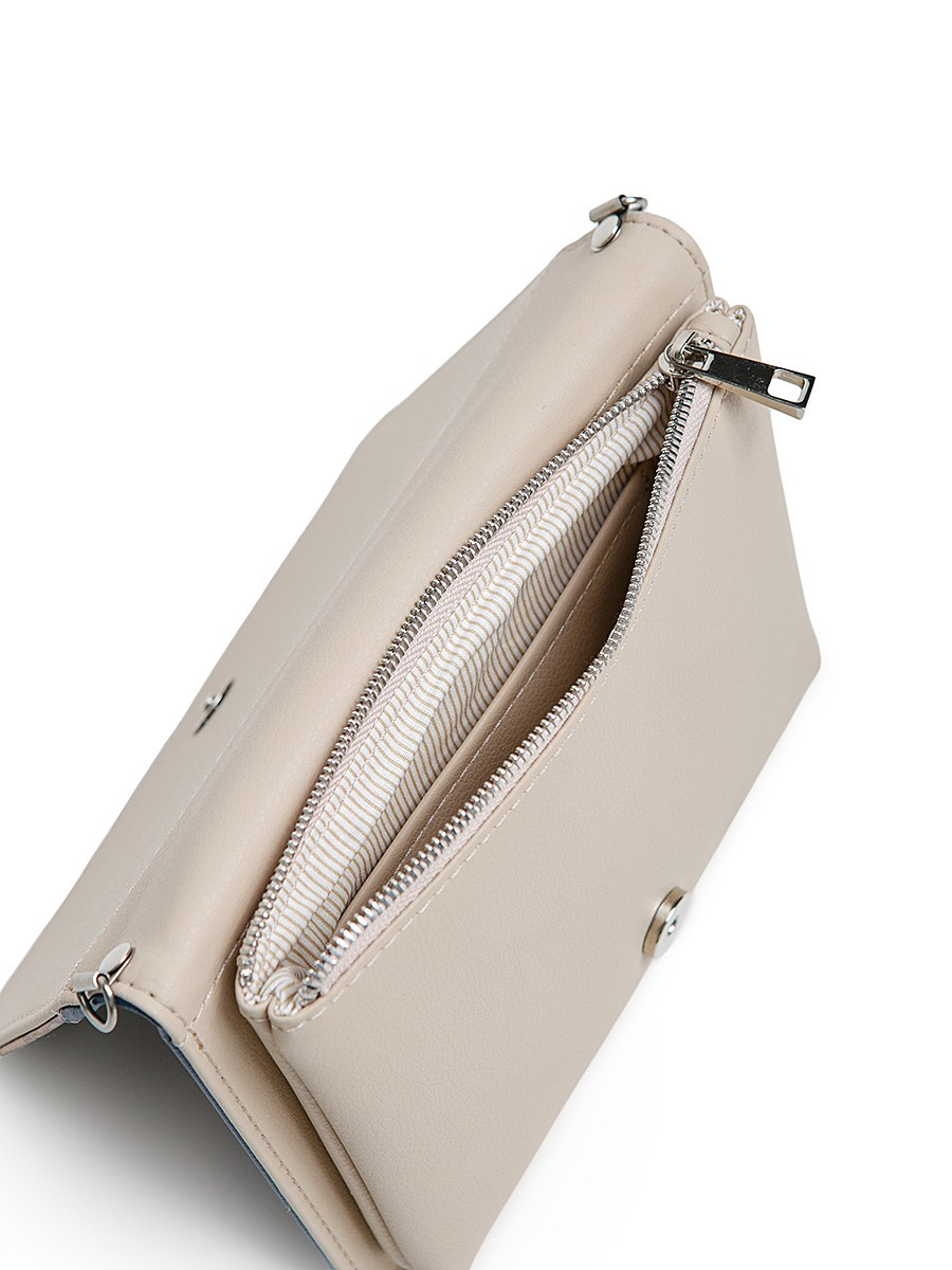 Сумка-клатч. Контент фотограф, съемка для маркетплейсов, фуд съемка и репортажи в Новосибирске Ралия Галеева