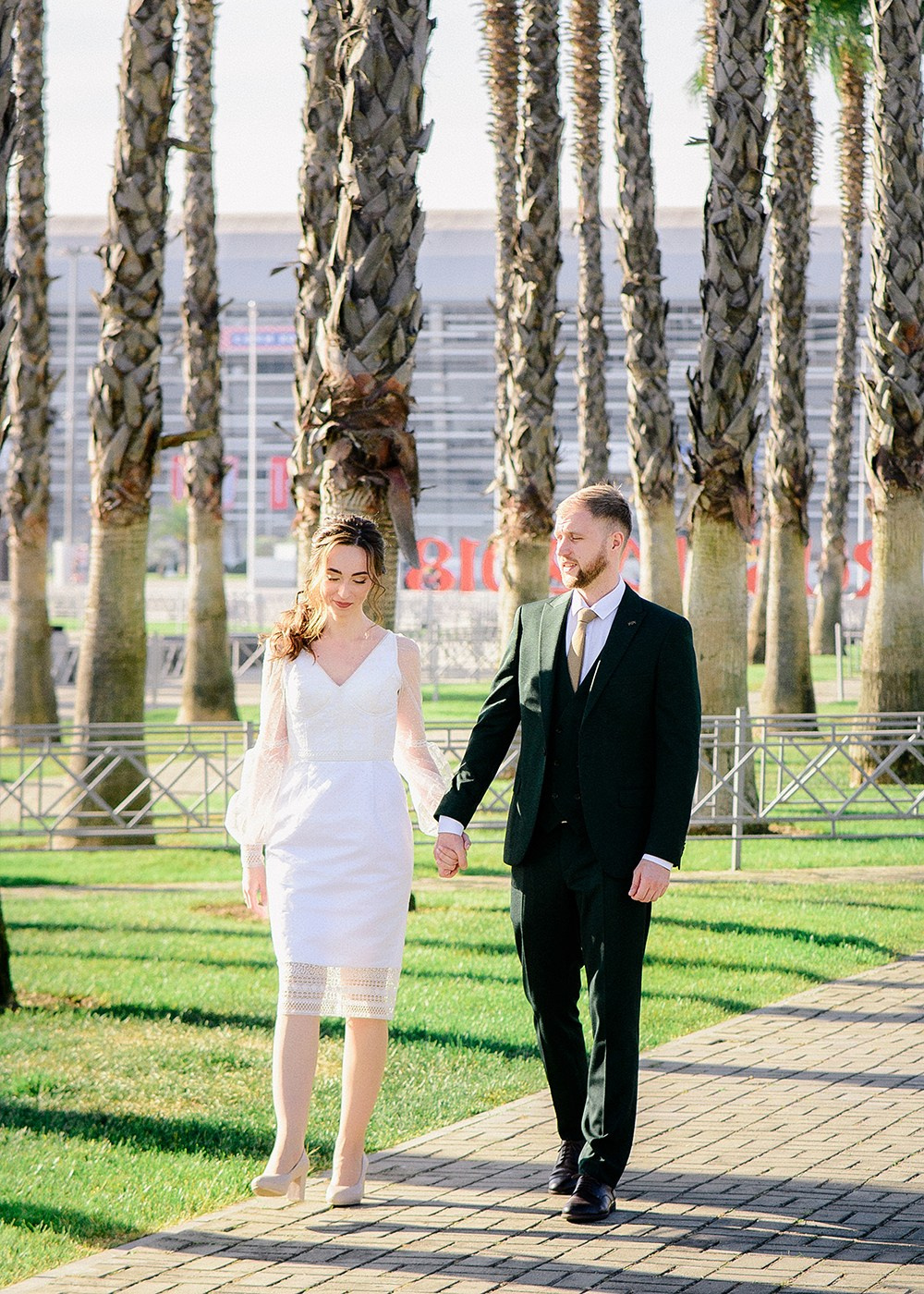 Свадебные фотосессии в Сириусе и Адлере. Фотограф в Адлере, Сириусе, Красной Поляне — лавстори, семейные и индивидуальные фотосессии