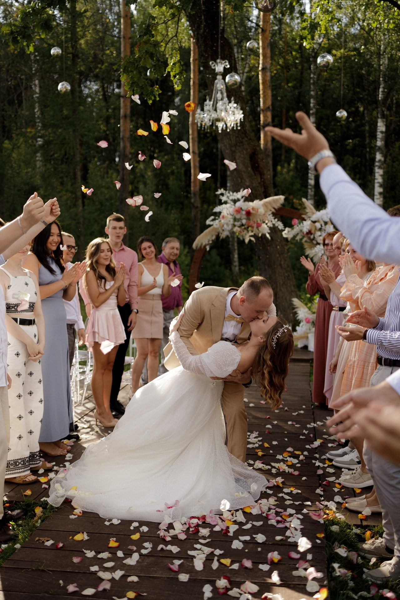 Ведущая Черчик. Подрядчики и друзья сети свадебных площадок House for wedding