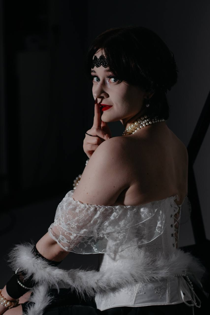 CABARET. MORRENAAA|Фотограф Сергиев-Посад | Москва | МО | Пушкино | Мытищи