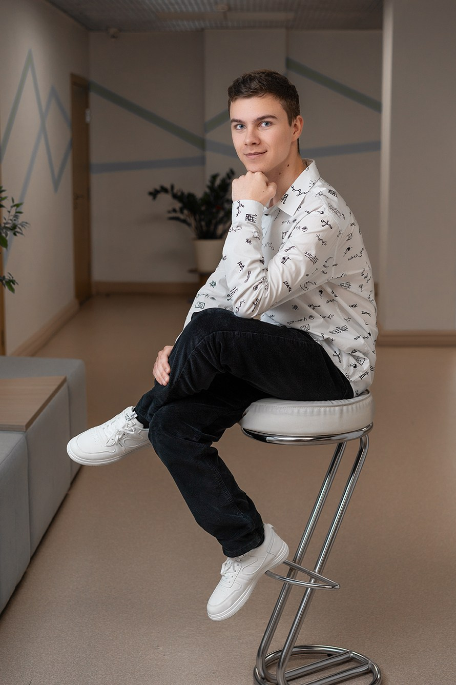 Выпускные фотоальбомы Фотограф в Москве Устинович Алена