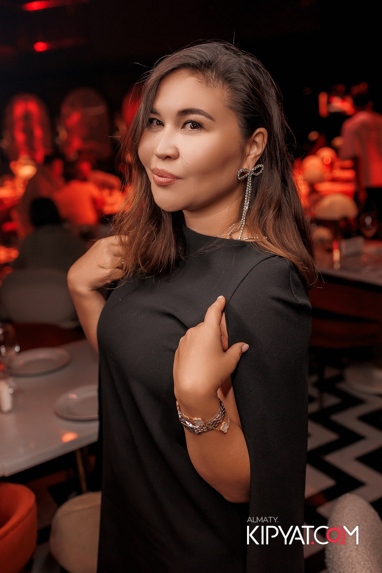 QUEEN. КИПЯТКОМ АЛМАТЫ!