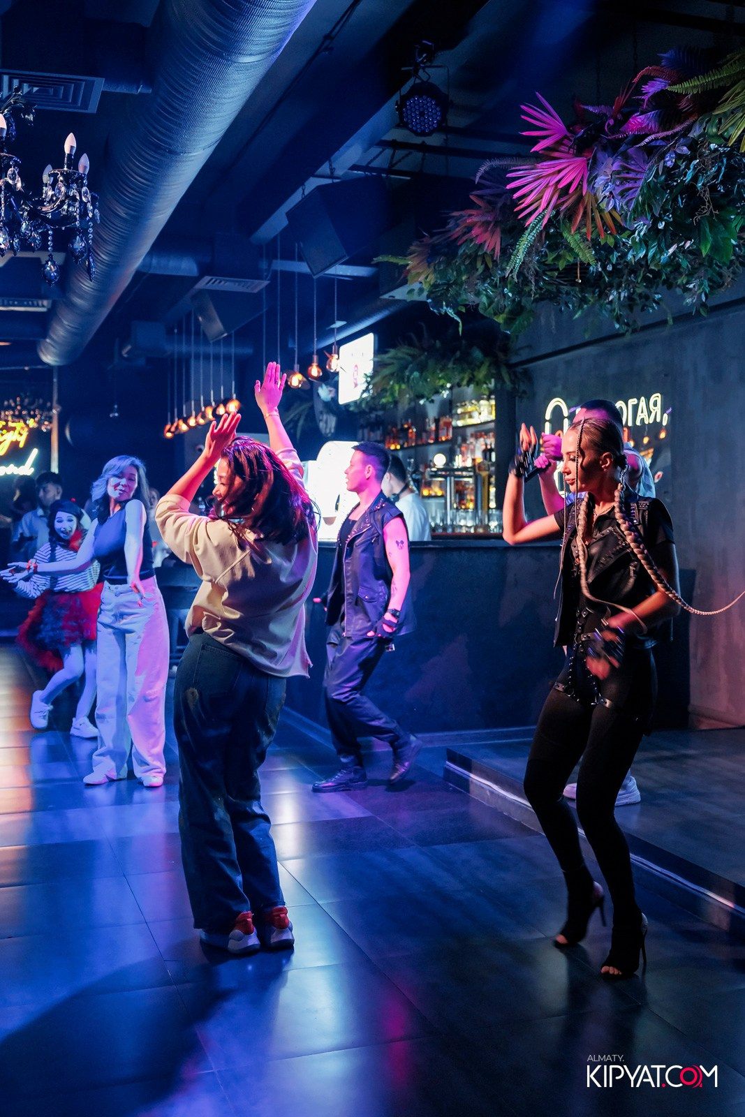 ДОРОГАЯ, Я НЕ ПИЛ. КИПЯТКОМ АЛМАТЫ!