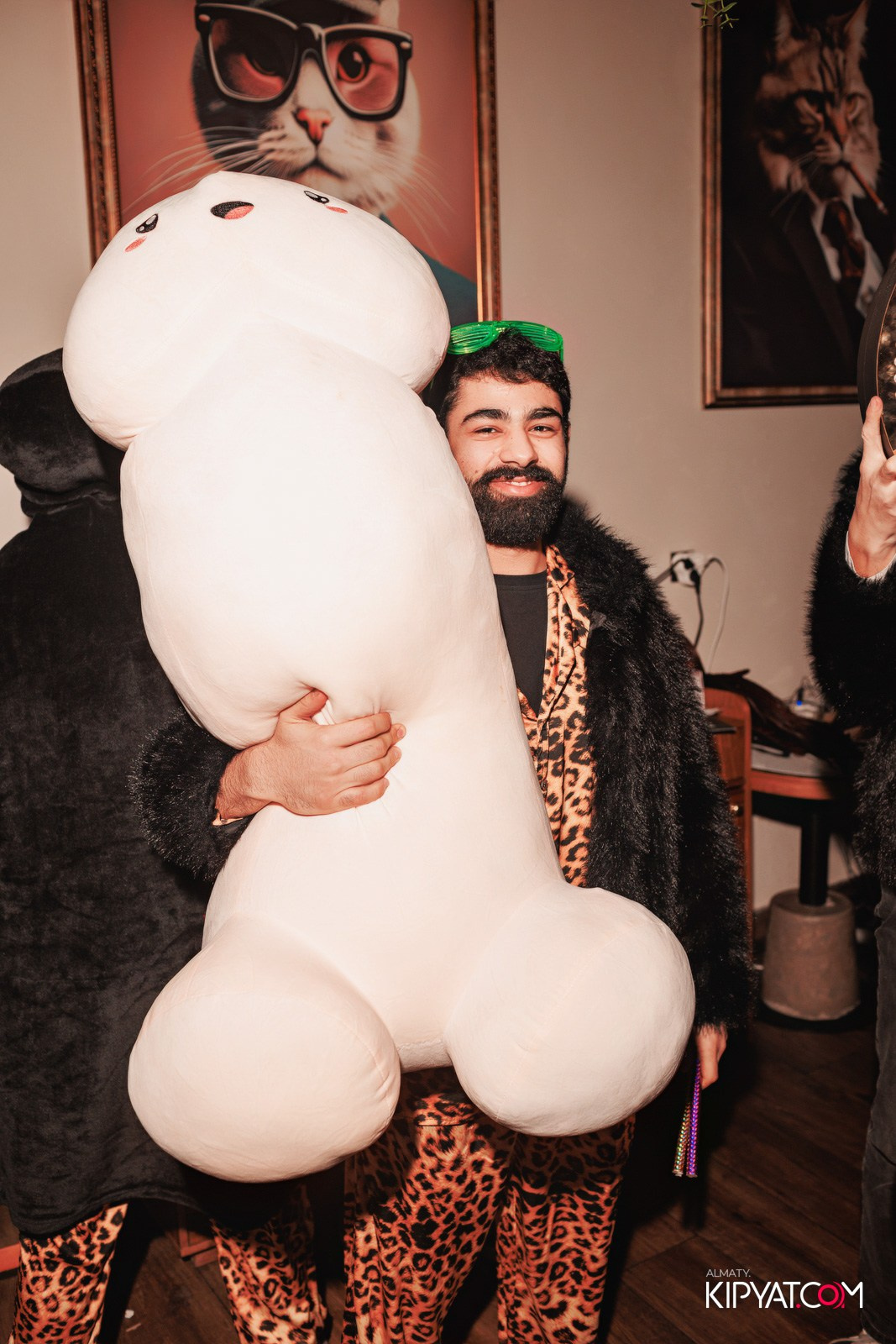 PATRIKI RESTAURANT. КИПЯТКОМ АЛМАТЫ!