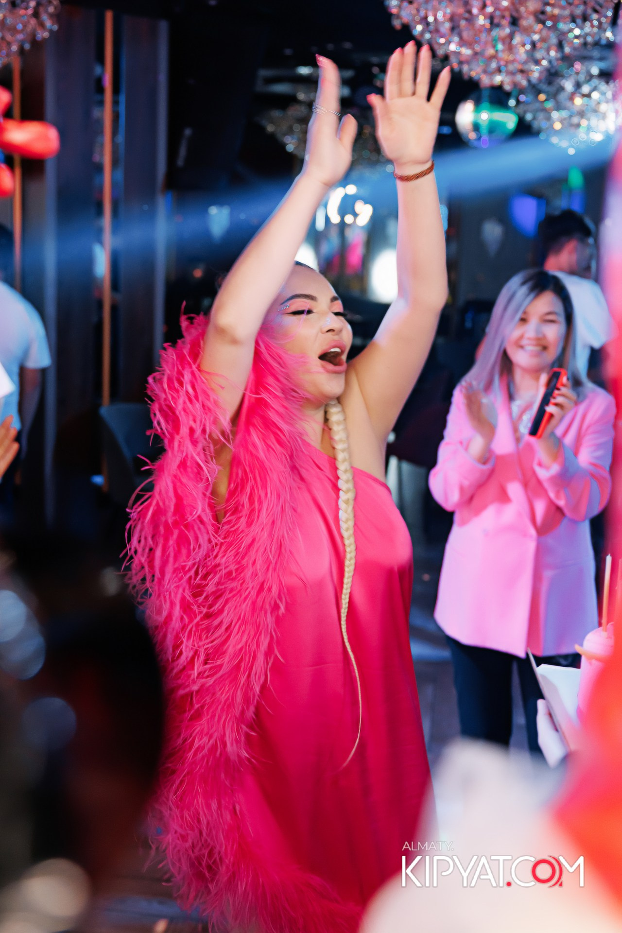 ЗАЯ НА БИС!. КИПЯТКОМ АЛМАТЫ!